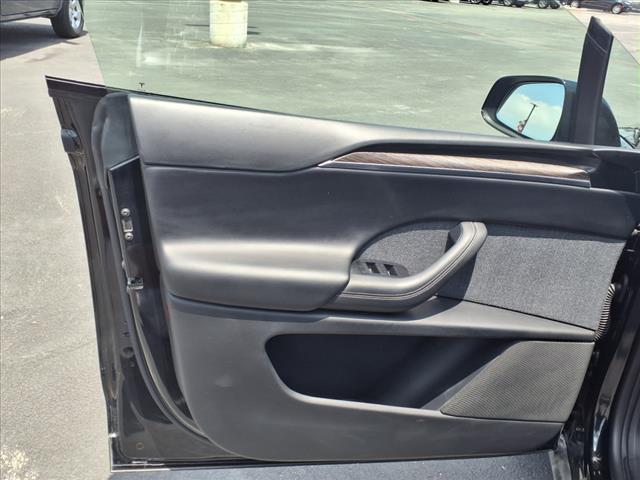 2022 Tesla Model X Base
