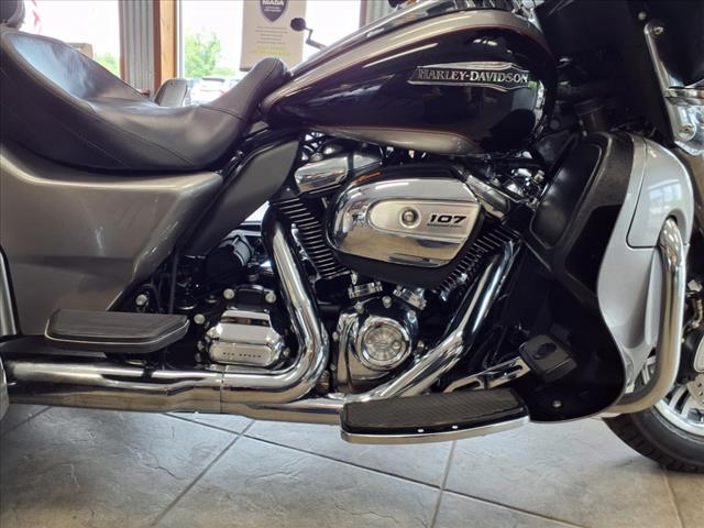 2017 Harley-Davidson Motorcycle 107 Milwaukee Eight