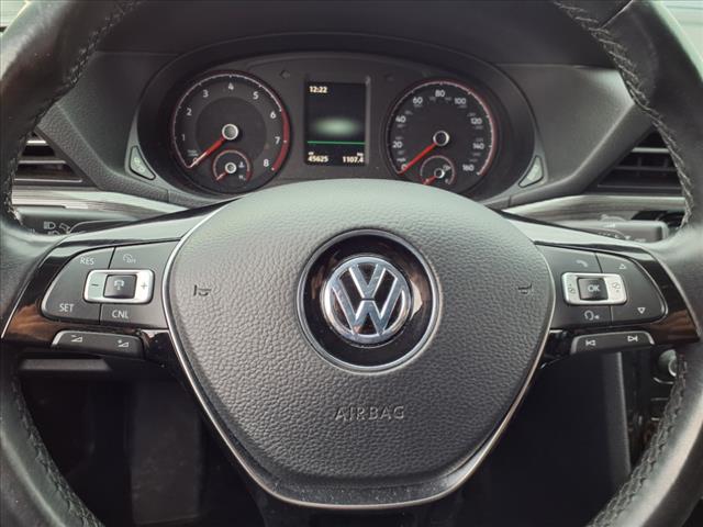 2020 Volkswagen Passat R-Line