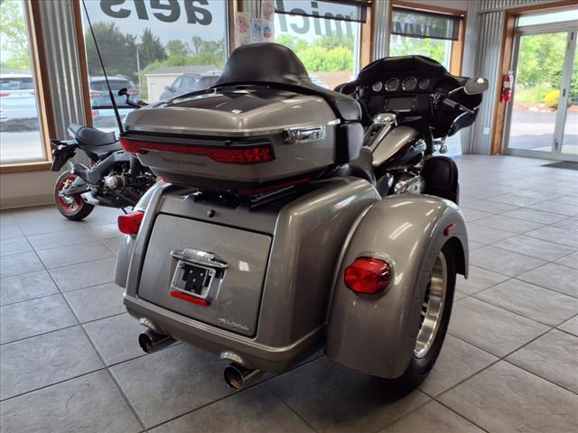 2017 Harley-Davidson Motorcycle 107 Milwaukee Eight