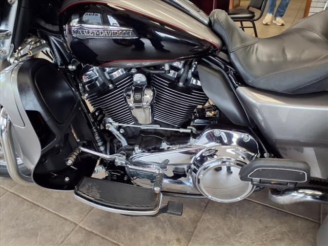 2017 Harley-Davidson Motorcycle 107 Milwaukee Eight