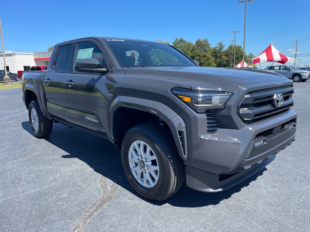 2025 Toyota Tacoma SR5 Double Cab photo 2