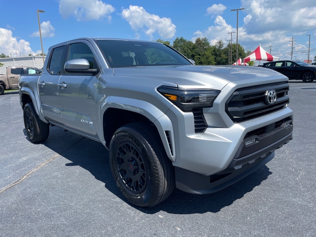 2025 Toyota Tacoma SR5 Double Cab photo 2