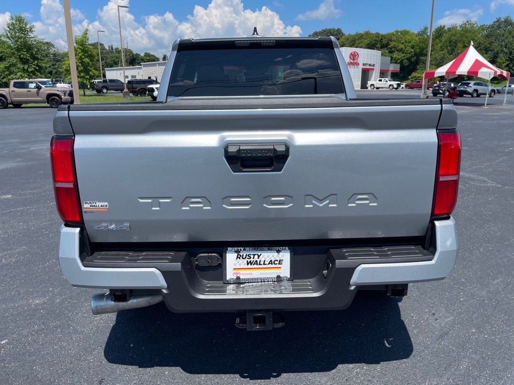 2025 Toyota Tacoma SR5 Double Cab photo 5