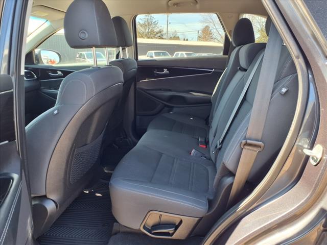 2019 Kia Sorento LX - Photo 4