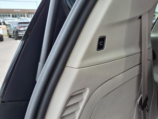 2023 Chrysler Pacifica Plug-In Hybrid Touring L