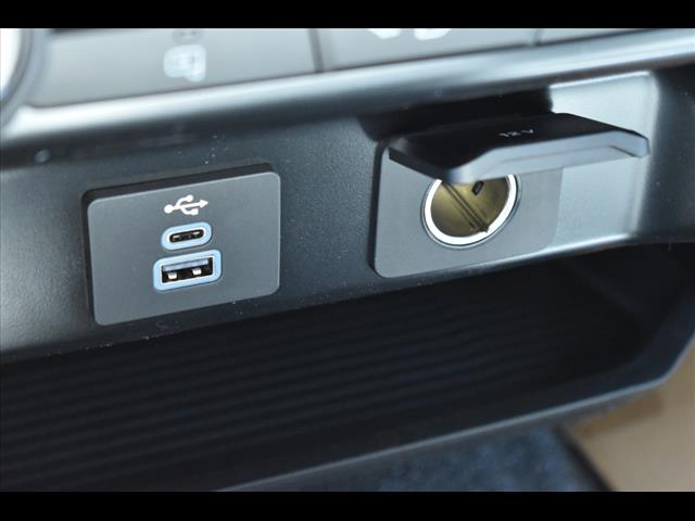 2025 Ford F-350 Super Duty 4X4 CREW CAB PICKUP/