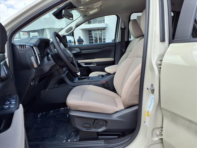 2025 Ford Ranger 4X2 CRW CAB XLT