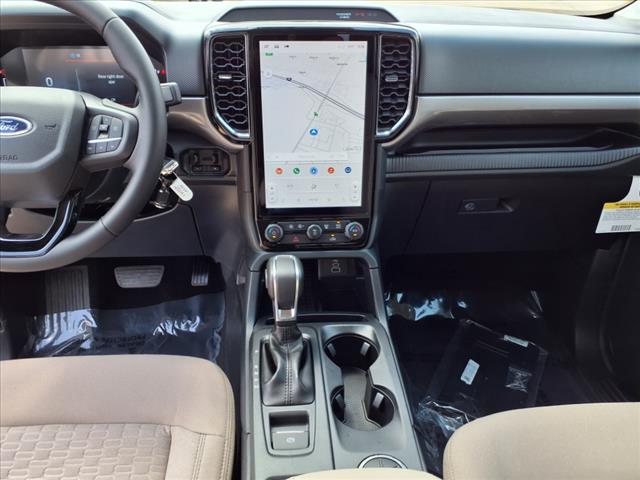 2025 Ford Ranger 4X2 CRW CAB XLT