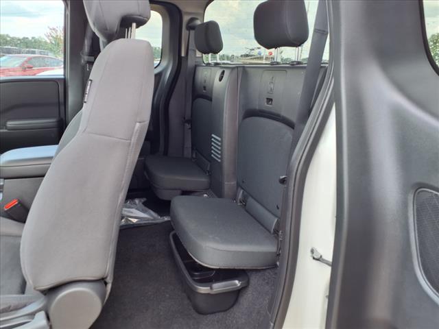 2024 Nissan Frontier S