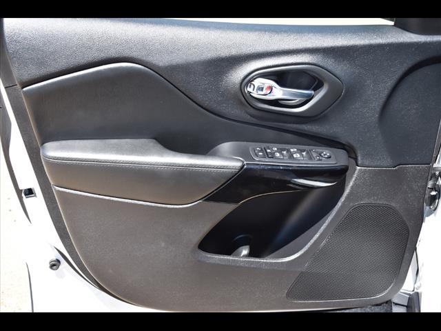 2020 Jeep Cherokee UNKNOWN