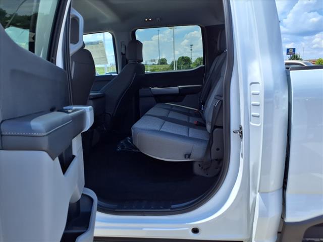 2025 Ford F-250 Super Duty 4X4 CREW CAB PICKUP/