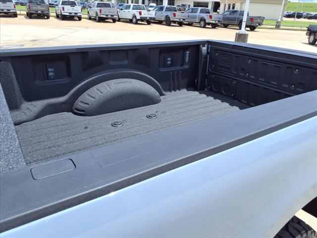 2025 Ford F-250 Super Duty 4X4 CREW CAB PICKUP/