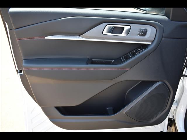 2025 Ford Explorer ST-LINE RWD