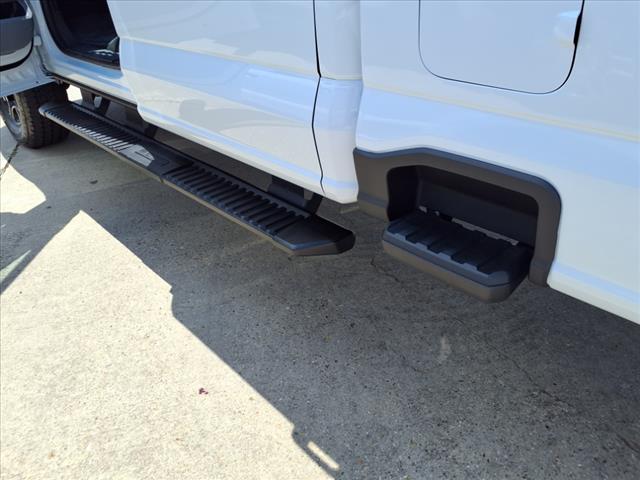 2025 Ford F-250 Super Duty 4X4 CREW CAB PICKUP/
