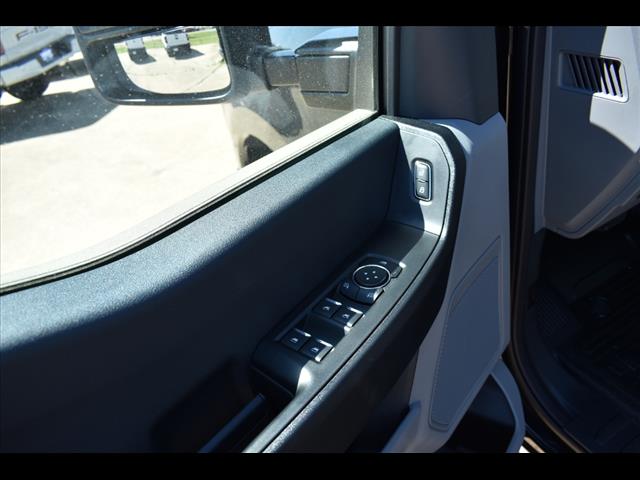 2025 Ford F-350 Super Duty 4X4 CREW CAB PICKUP/