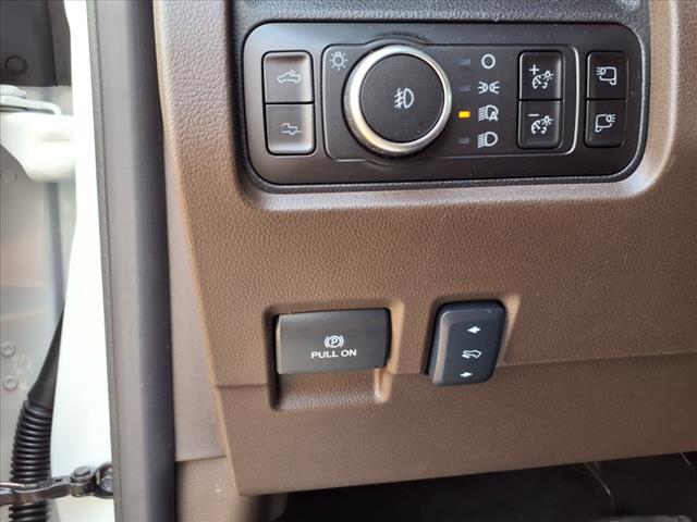 2025 Ford F-250 Super Duty 4X4 CREW CAB PICKUP/