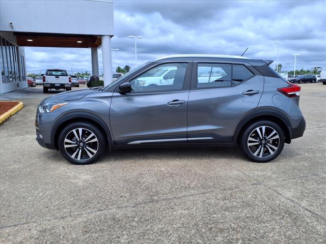 2020 Nissan Kicks SR