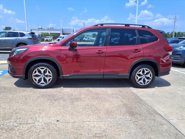 2024 Subaru Forester PREMIUM