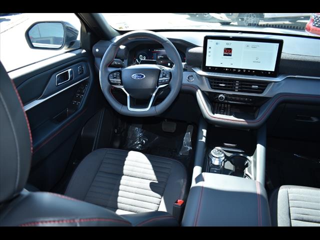 2025 Ford Explorer ST-LINE RWD