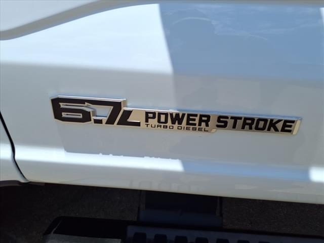 2025 Ford F-250 Super Duty 4X4 CREW CAB PICKUP/