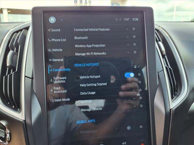 2022 Ford Edge SE