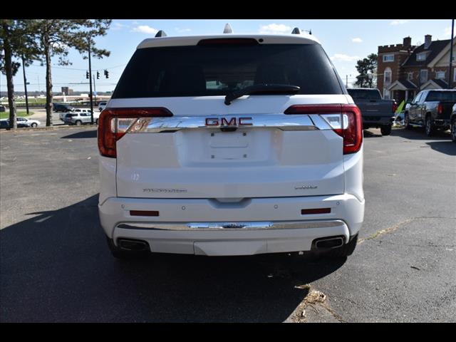 2022 GMC Acadia Denali