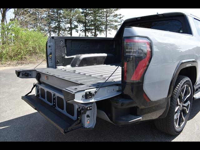 2025 GMC Sierra EV Denali