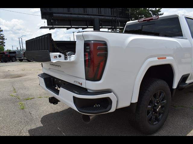 2025 GMC Sierra 2500HD AT4