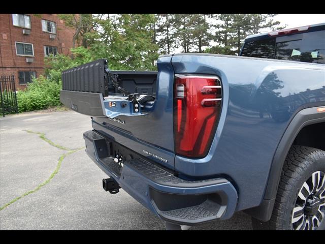 2025 GMC Sierra 2500HD Denali Ultimate