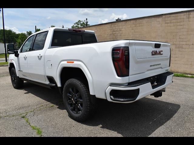 2025 GMC Sierra 2500HD AT4