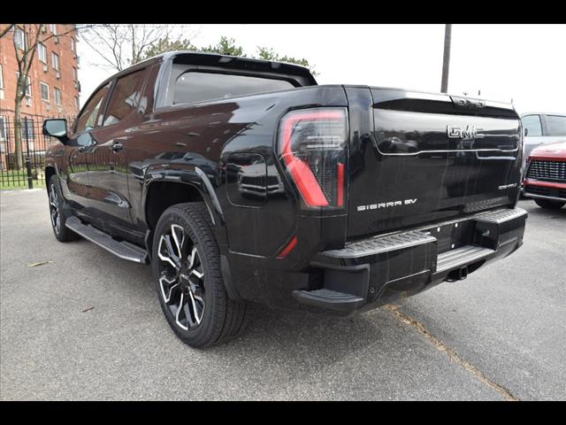 2025 GMC Sierra EV Denali
