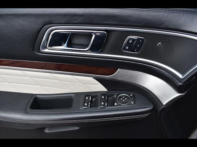 2017 Ford Explorer Platinum