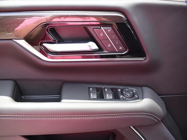 2025 GMC Yukon XL Elevation