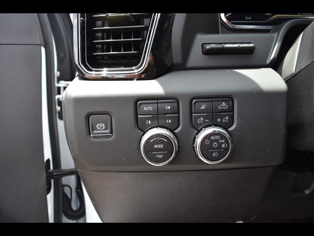 2025 GMC Sierra 2500HD AT4