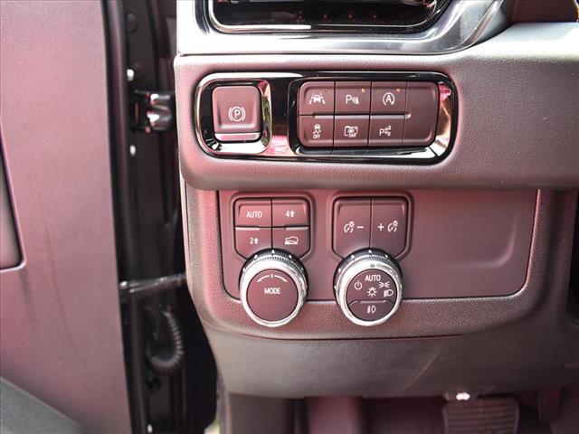 2025 GMC Yukon XL Elevation