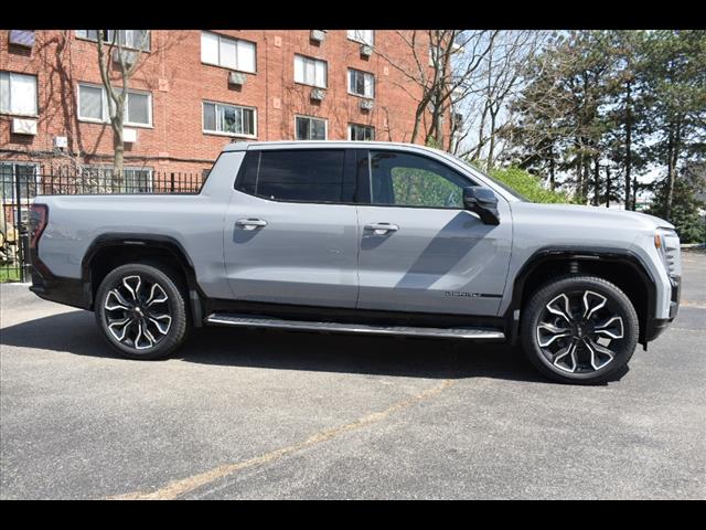 2025 GMC Sierra EV Denali