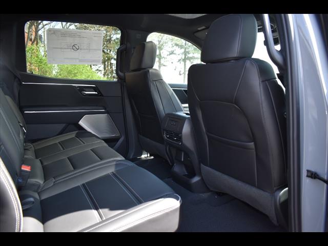2025 GMC Sierra EV Denali
