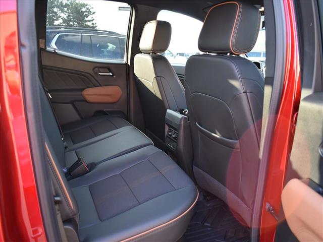 2025 GMC Canyon AT4