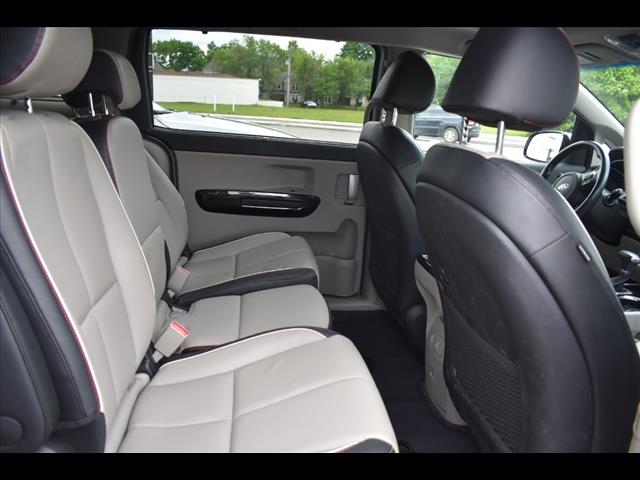 2021 Kia Sedona SX