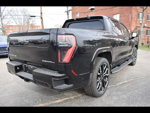 2025 GMC Sierra EV Denali
