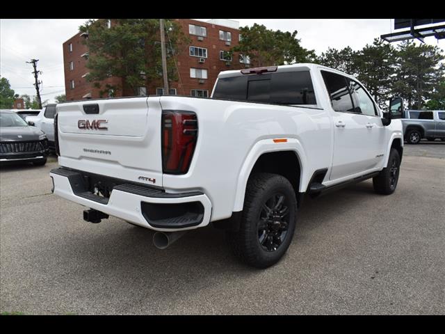 2025 GMC Sierra 2500HD AT4