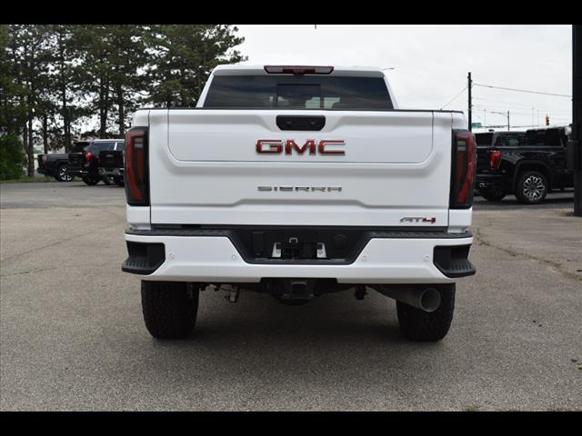 2025 GMC Sierra 2500HD AT4