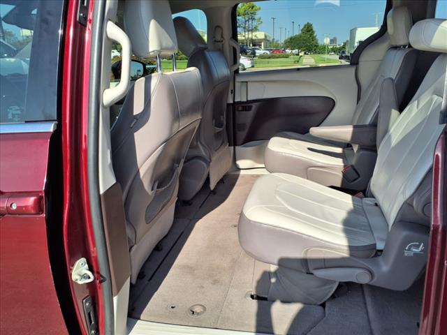 2017 Chrysler Pacifica 