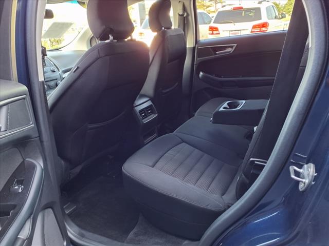 2017 Ford Edge 