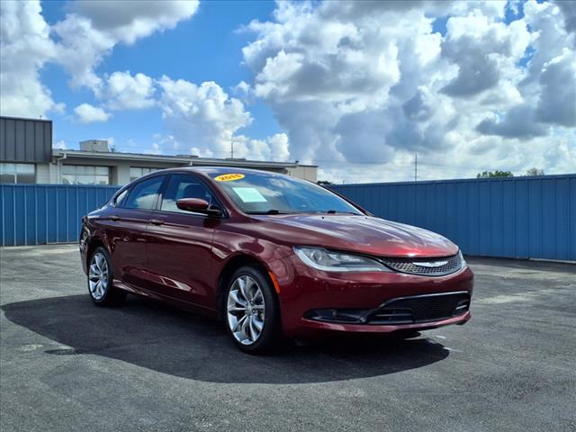 2015 Chrysler 200 