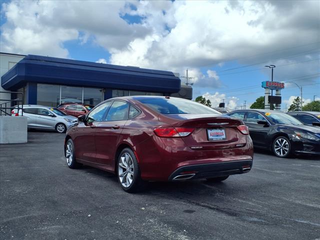 2015 Chrysler 200 