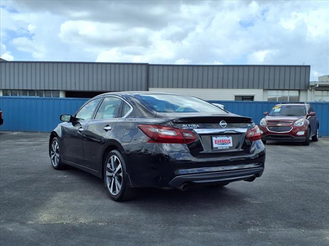 2017 Nissan Altima 