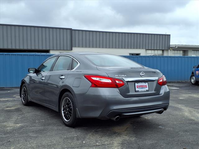 2017 Nissan Altima 