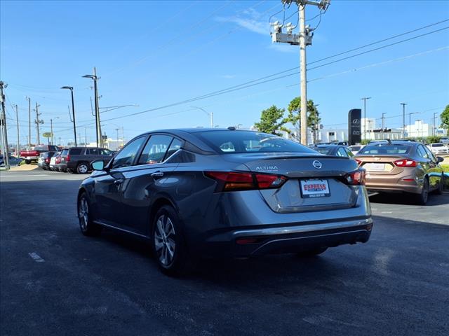 2020 Nissan Altima 